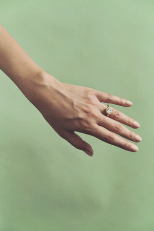 Old Mine Diamond Capsa Ring