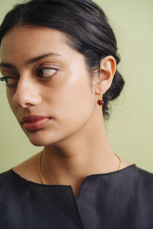 Garnet Baby Linea Earrings