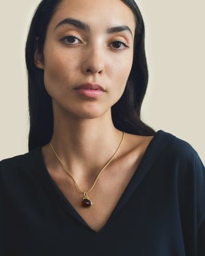 Small Garnet Prunt Pendant