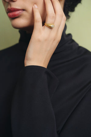 Faceted Oval Diamond Roz Ring