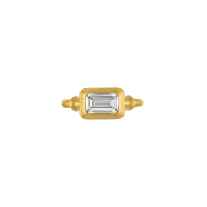 Emerald Cut Diamond Capsa Ring